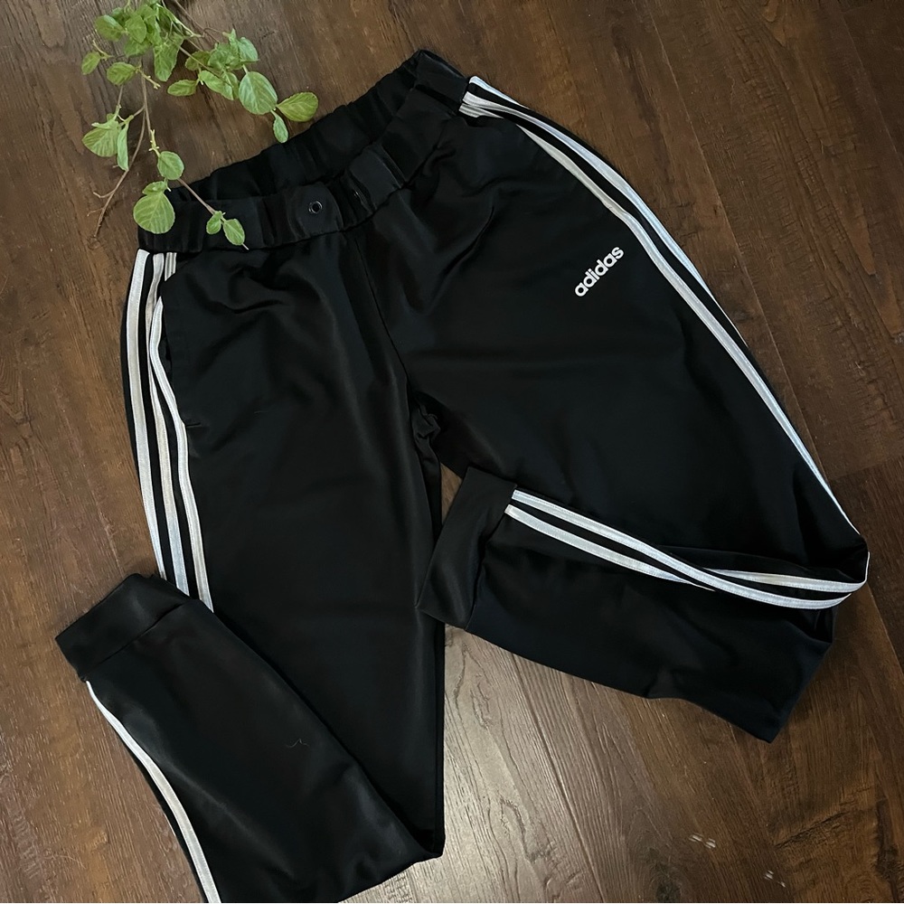Woman Addida Pants